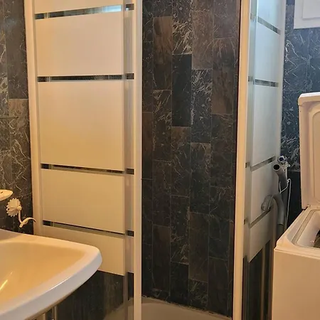Apartment F3 Mezzanine Avec Piscine, Clim, Proche Et Centre - 4 Pers. - Fr-1-559-35